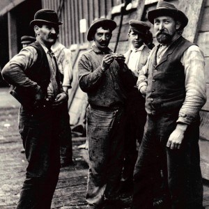 1-Waterfront-Workers-300x300